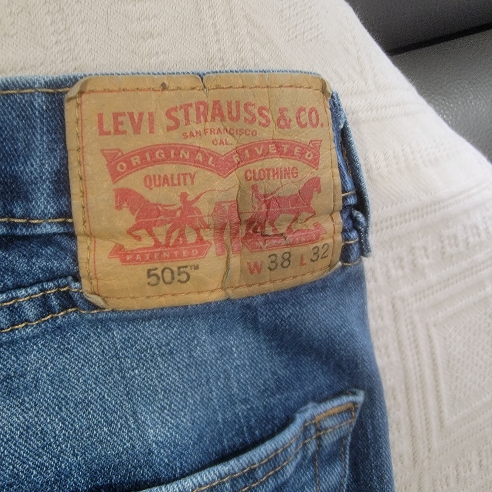 Levi's 505 Jeans